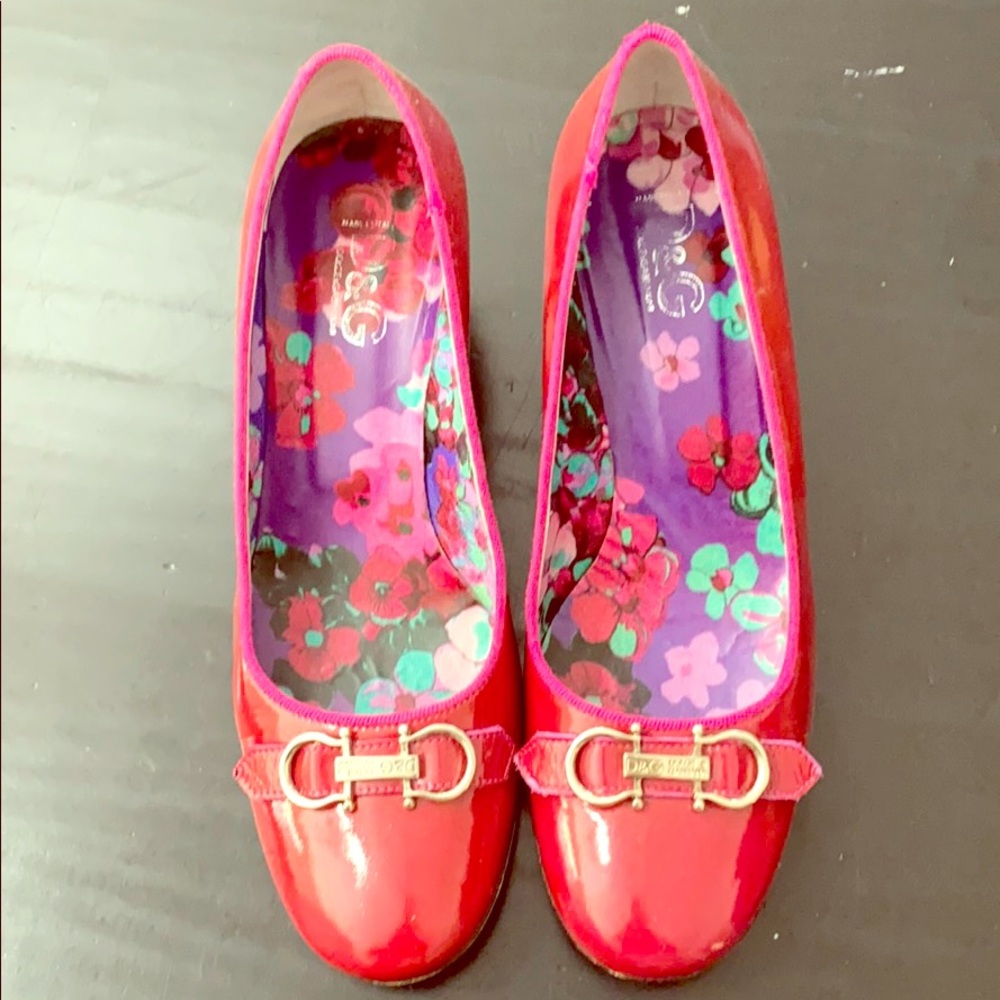 Pink patent D&G pumps